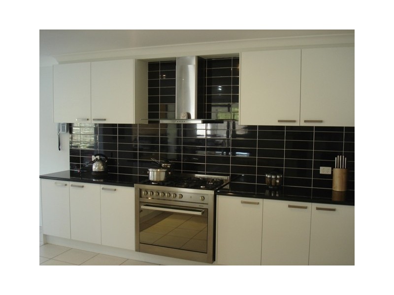 5 Creekwood St, Victoria Point QLD 4165