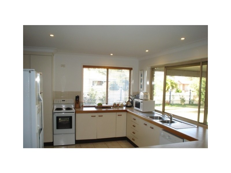 1 Cameron Ct, Victoria Point QLD 4165
