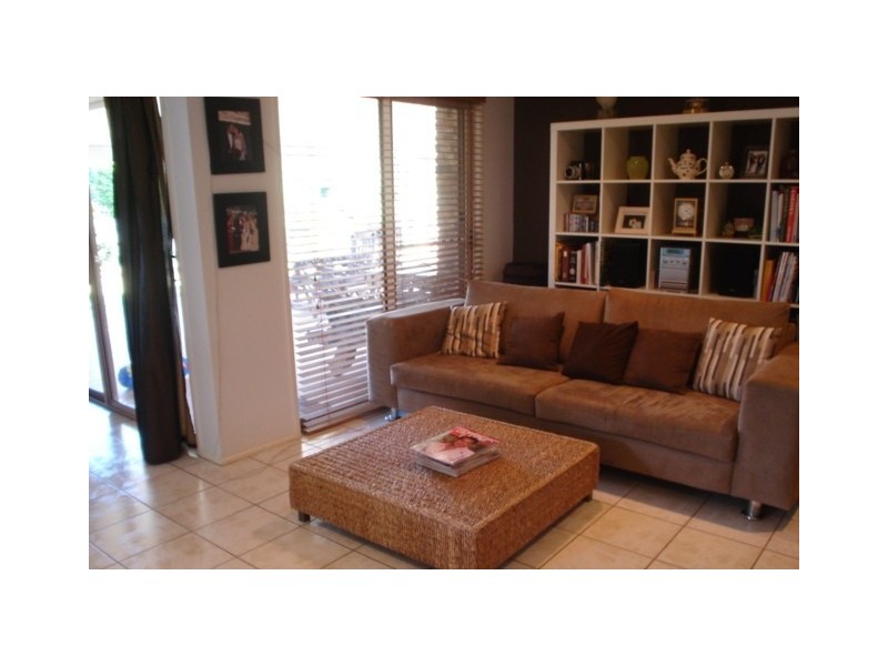 1 Cameron Ct, Victoria Point QLD 4165
