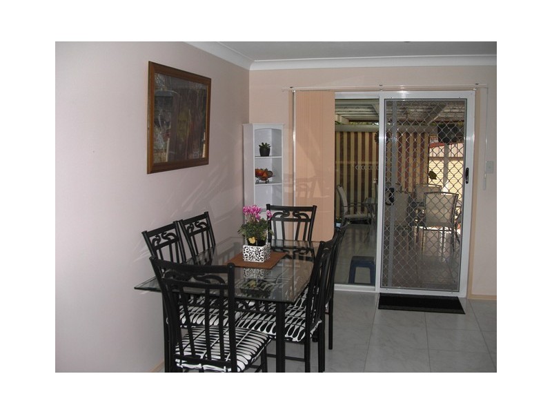 111 Cane St, Redland Bay QLD 4165