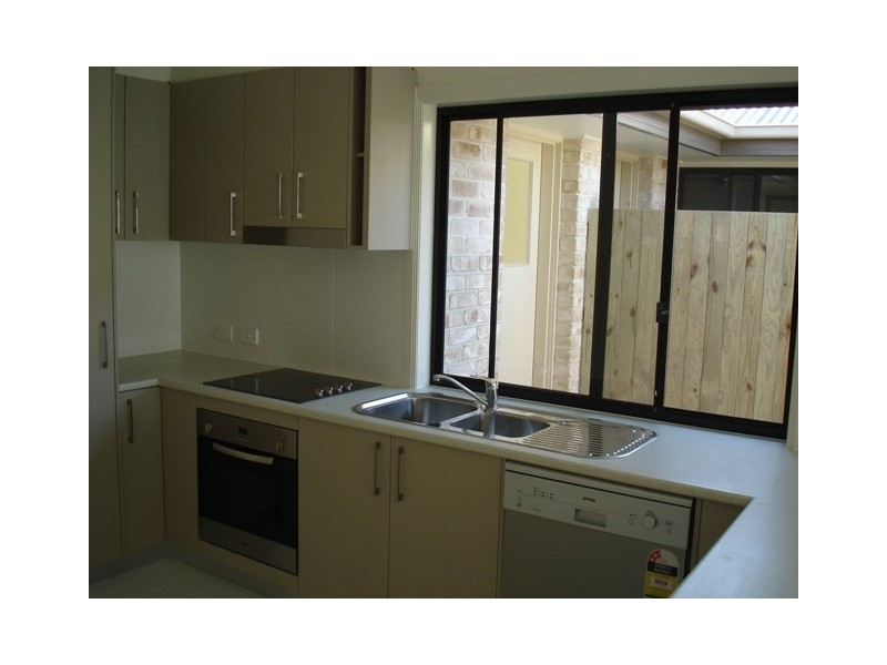 2 Sam Place, Thornlands QLD 4164