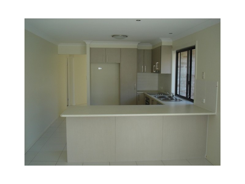 2 Sam Place, Thornlands QLD 4164