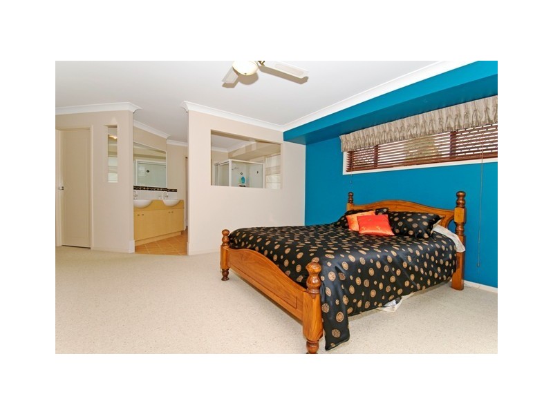 3 Judy Cl, Victoria Point QLD 4165