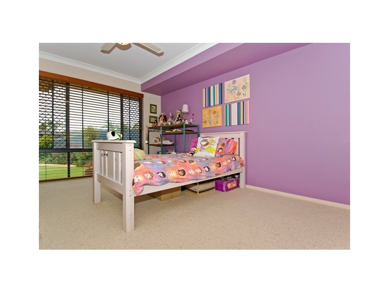 3 Judy Cl, Victoria Point QLD 4165