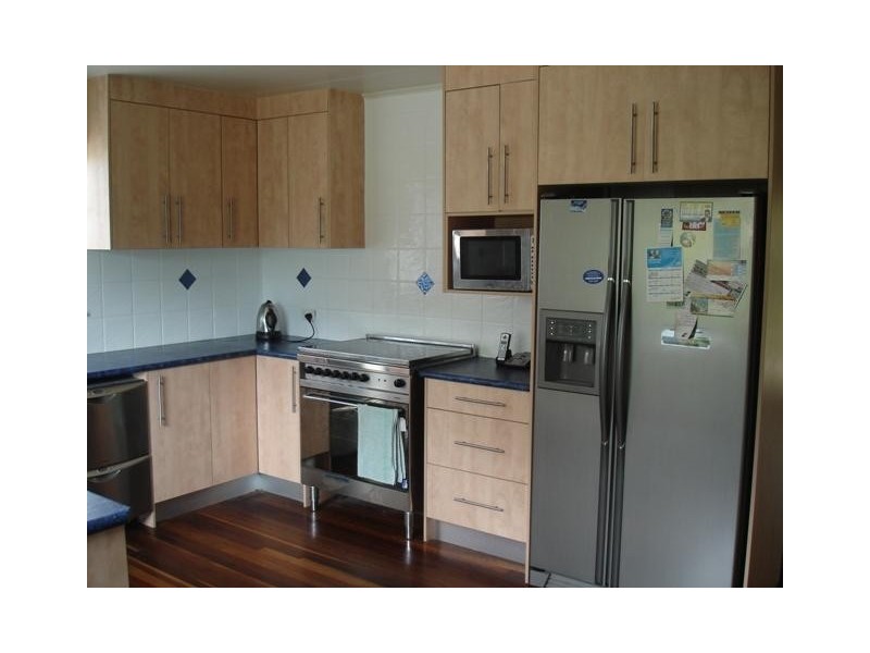 15 Outridge St, Redland Bay QLD 4165