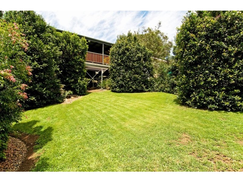 74 Sapphire Street, Holland Park QLD 4121