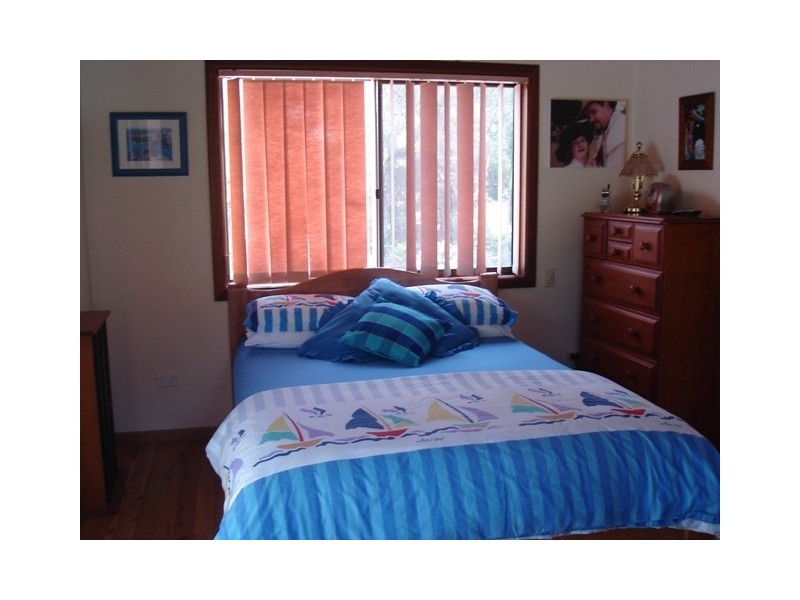 12 Mooroondu St, Coochiemudlo Island QLD 4184