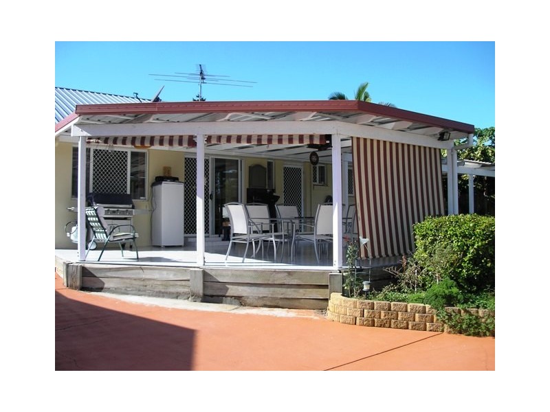 111 Cane Street, Redland Bay QLD 4165