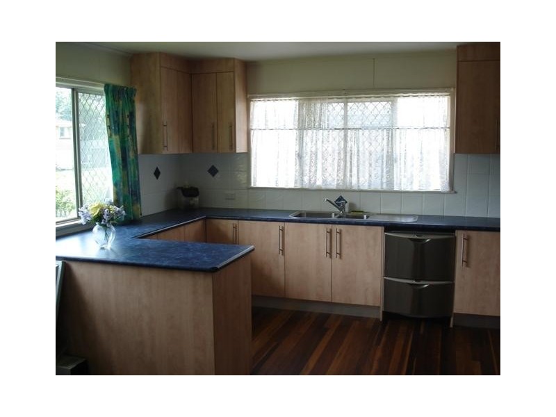 15 Outridge St, Redland Bay QLD 4165