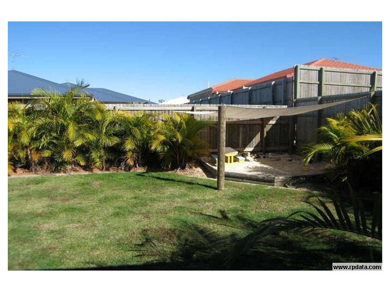 8 Franbridge Pl, Victoria Point QLD 4165