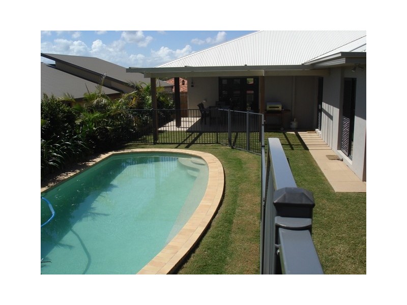 74 Denham Boulevard, Redland Bay QLD 4165
