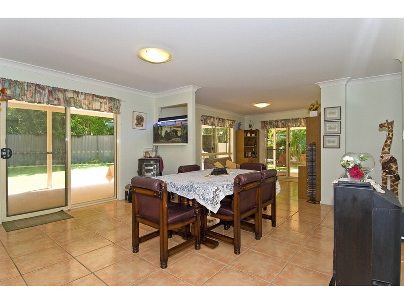 37 Pear Street, Redland Bay QLD 4165