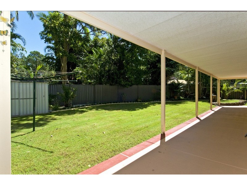 37 Pear Street, Redland Bay QLD 4165