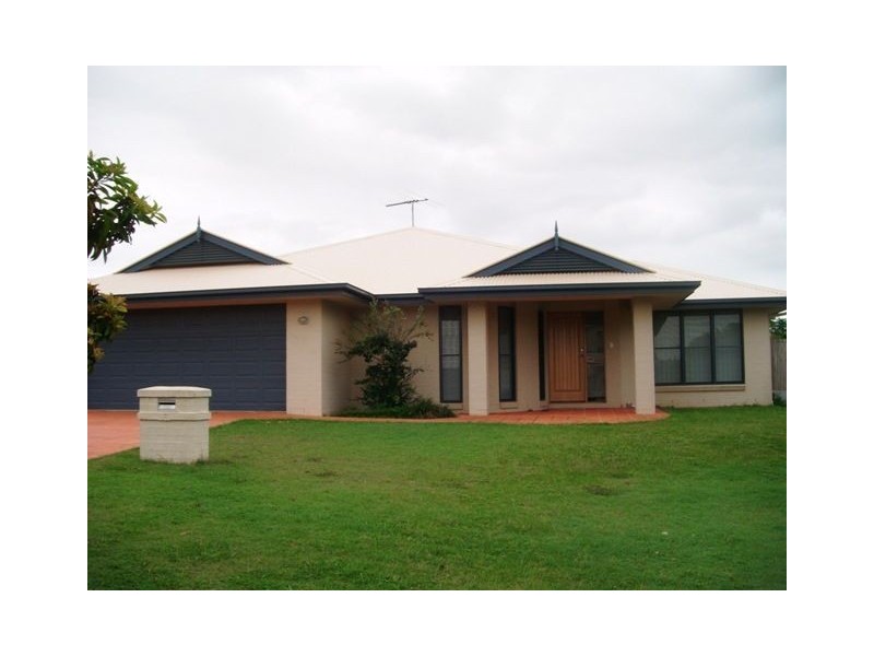 3 Garrett Place, Redland Bay QLD 4165