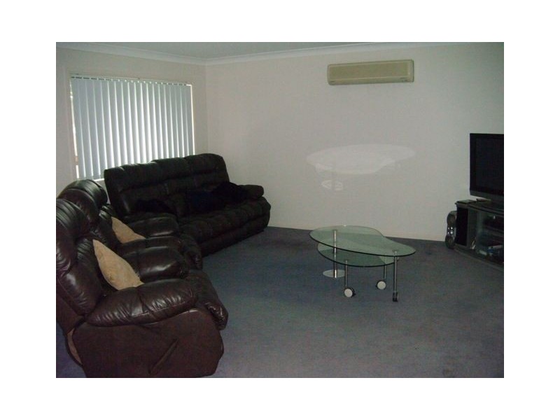 3 Garrett Place, Redland Bay QLD 4165