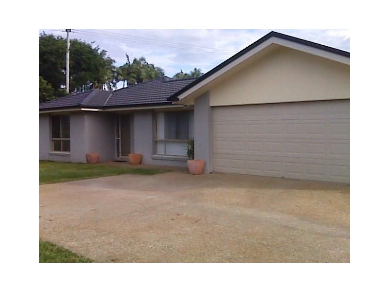 25 Spinnaker Circuit, Redland Bay QLD 4165