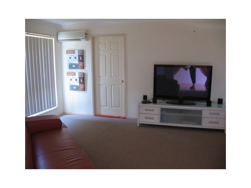 25 Spinnaker Circuit, Redland Bay QLD 4165