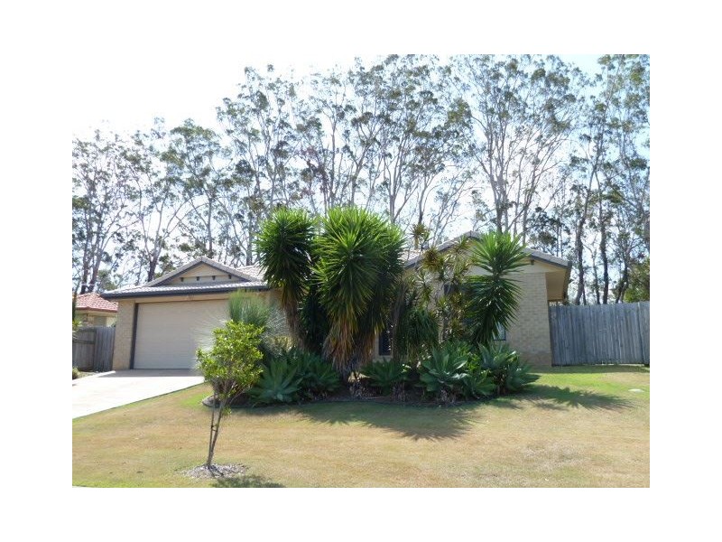 33 Emperor Drive, Redland Bay QLD 4165