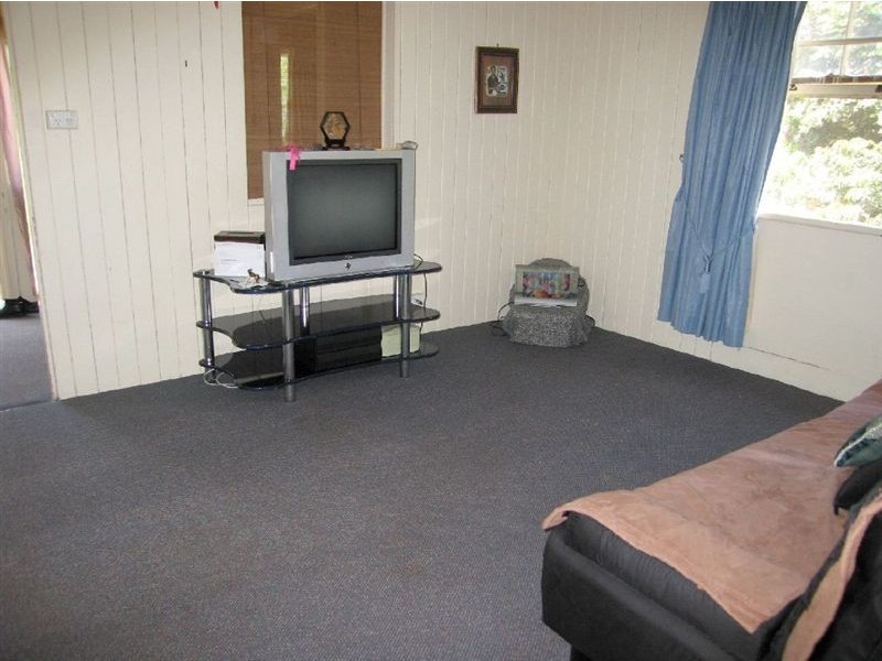 1 Mill Street, Redland Bay QLD 4165