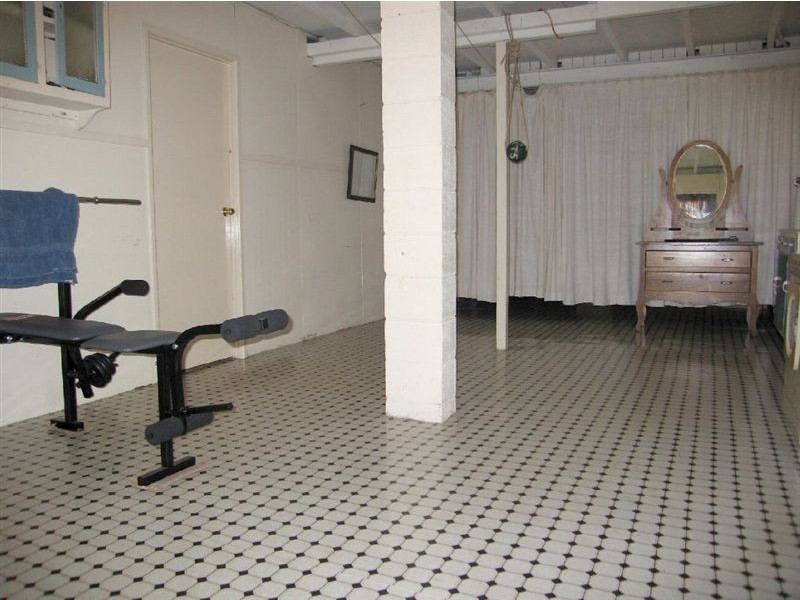 1 Mill Street, Redland Bay QLD 4165