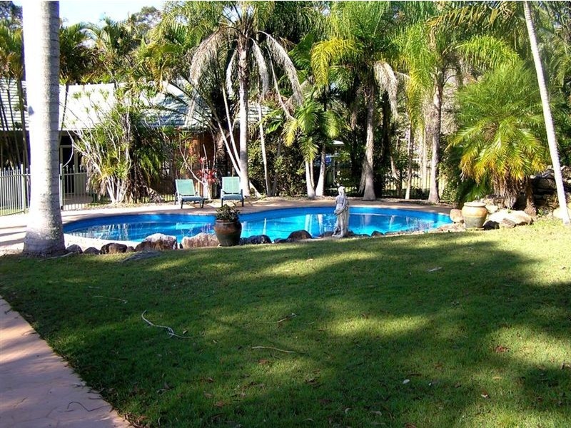 7-15 Esk Ct, Carbrook QLD 4130