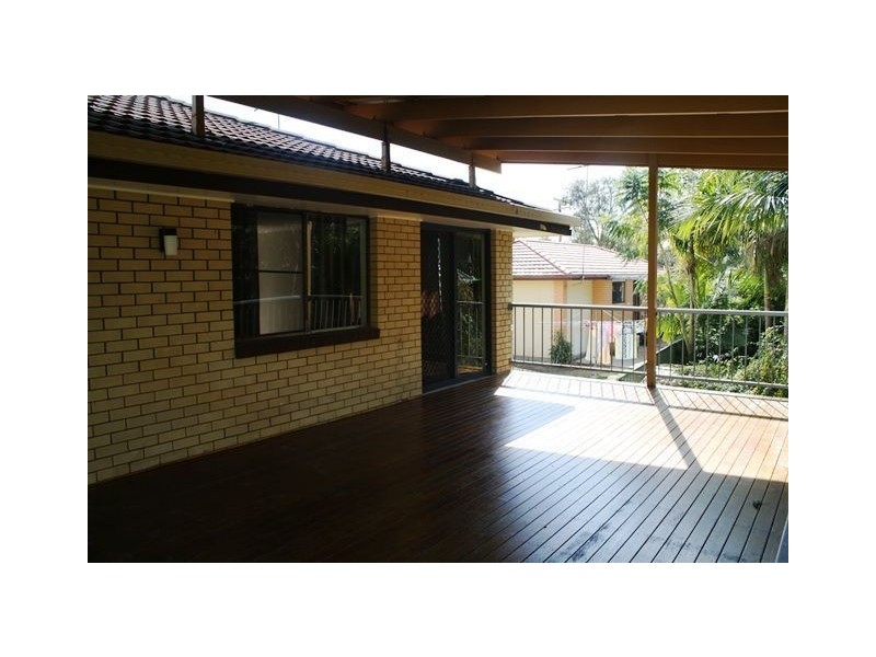 21 Wilkie Street, Redland Bay QLD 4165