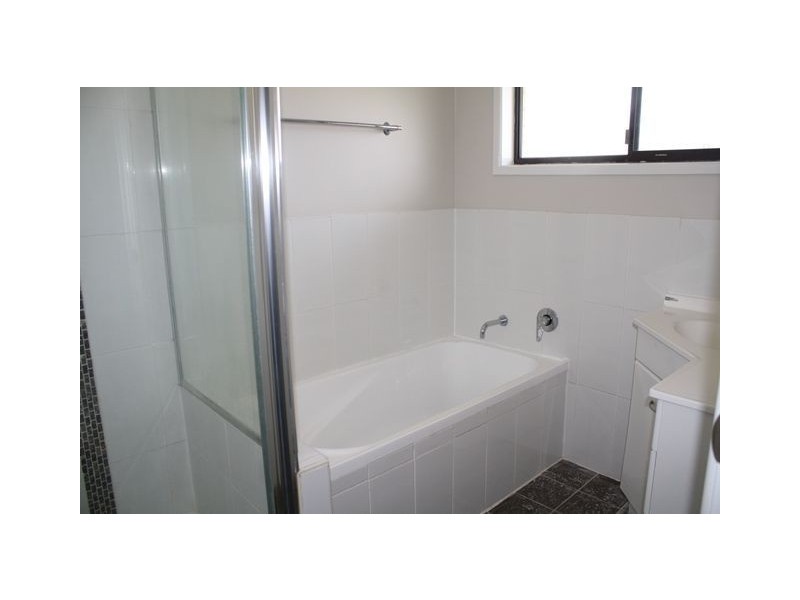 21 Wilkie Street, Redland Bay QLD 4165