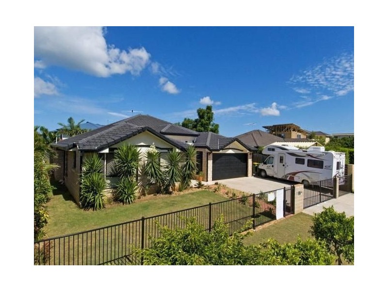 7 Kimbolton Drive, Redland Bay QLD 4165