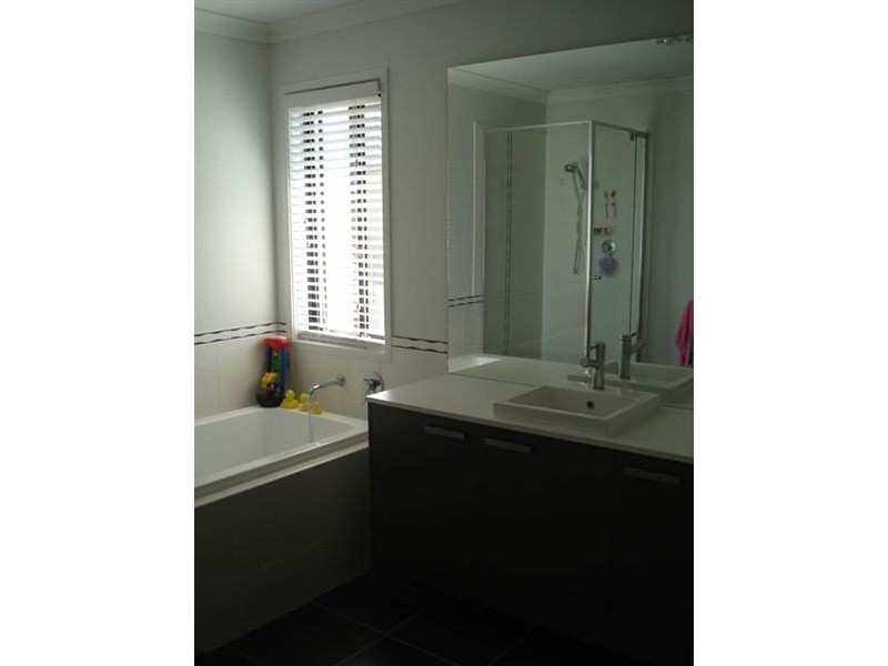 5 Creekwood Street, Victoria Point QLD 4165