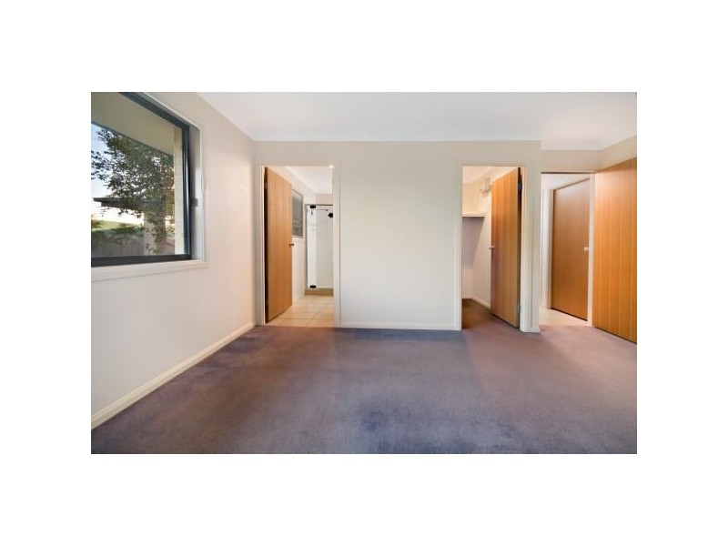 3 Garrett Place, Redland Bay QLD 4165