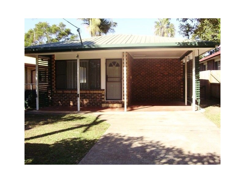 61 Shanahan St, Redland Bay QLD 4165