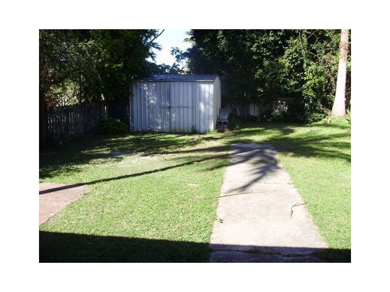 61 Shanahan St, Redland Bay QLD 4165