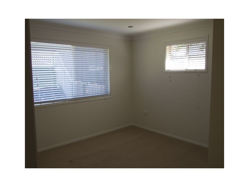 4 Christopher Street, Redland Bay QLD 4165