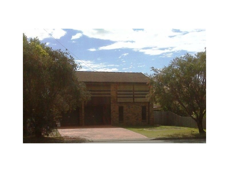 678 Old Cleveland Rd East, Wellington Point QLD 4160