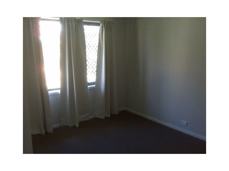 15 Ebony Cres, Redland Bay QLD 4165