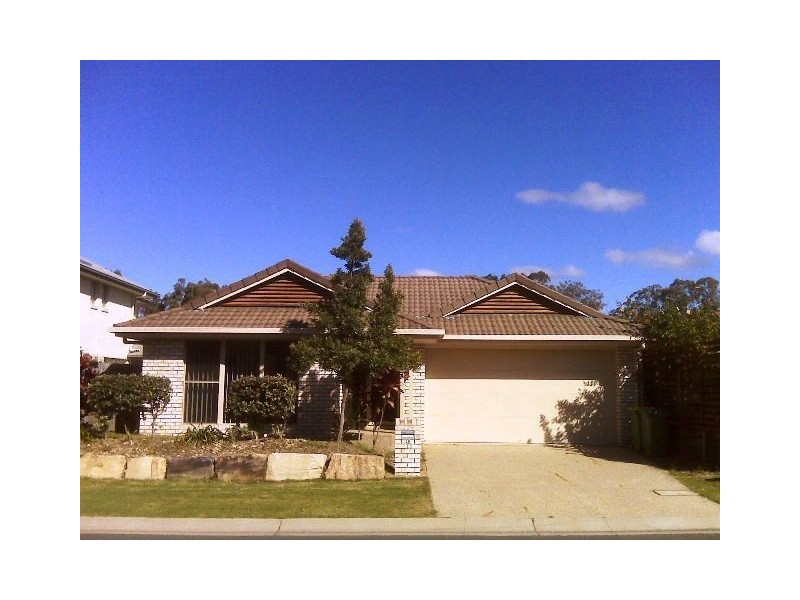 26 Azure Street, Redland Bay QLD 4165