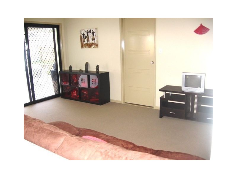 14 Mervyn Cr, Redland Bay QLD 4165