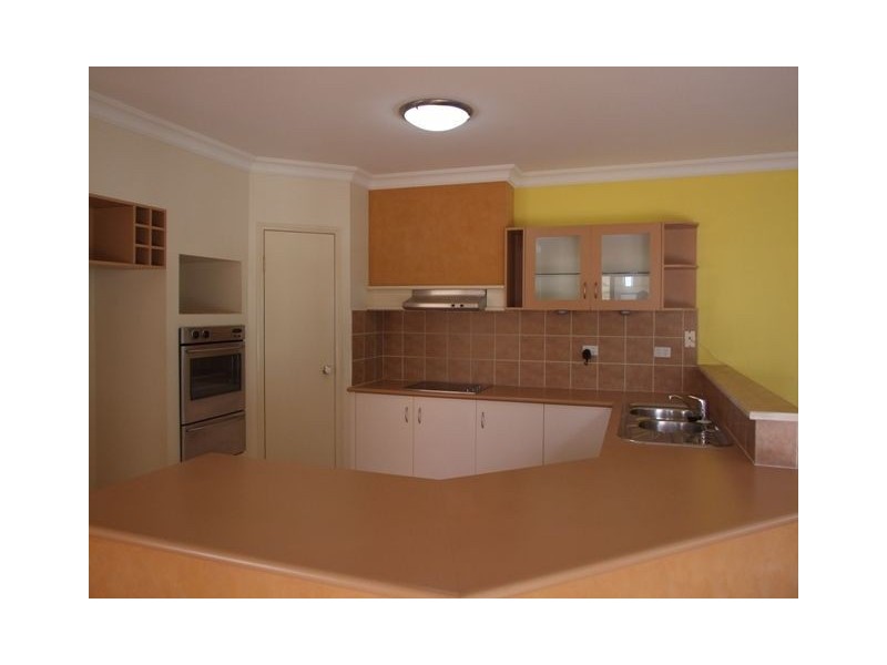 5 Carolena Street, Cleveland QLD 4163