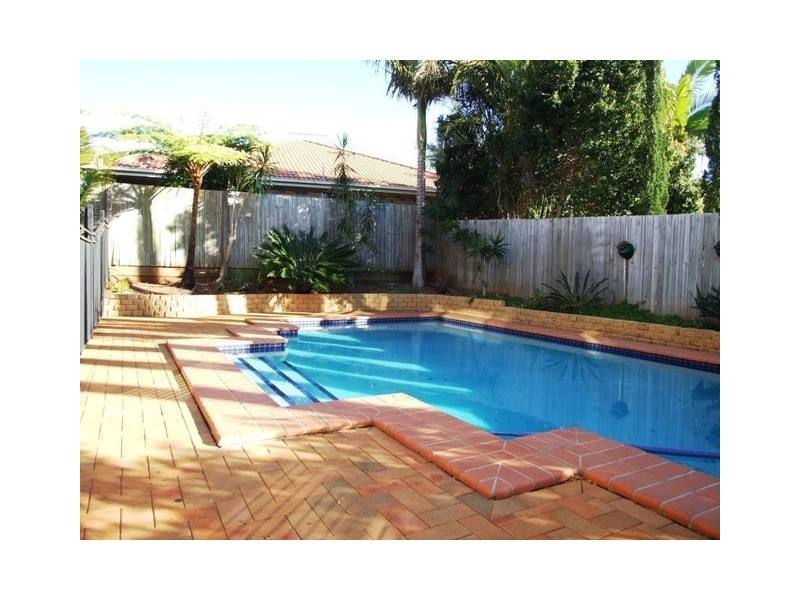 5 Carolena Street, Cleveland QLD 4163