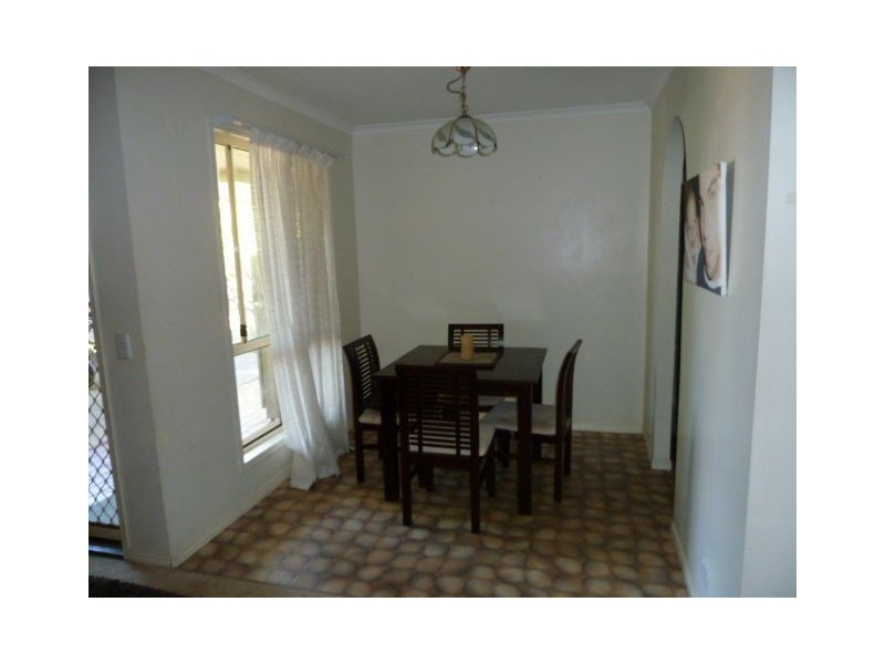 4 Vicki Place, Victoria Point QLD 4165