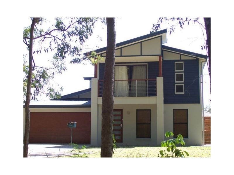 11 Cyan Place, Redland Bay QLD 4165