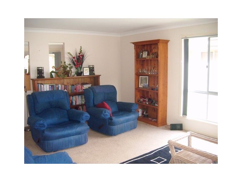 15 Tathra Court, Redland Bay QLD 4165