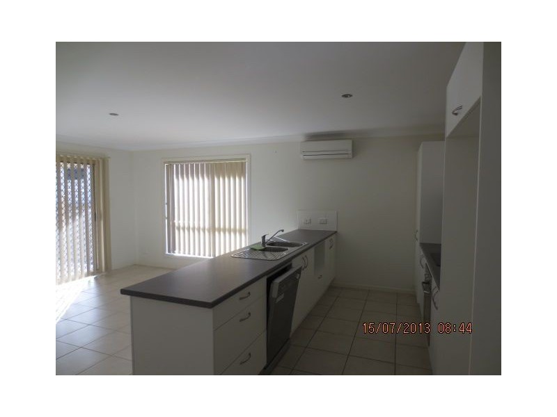 19 Bedarra Street, Redland Bay QLD 4165