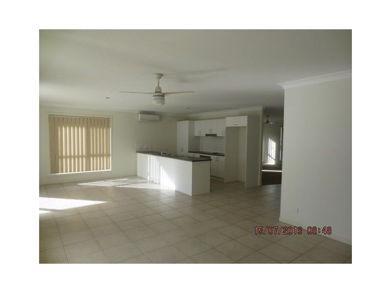 19 Bedarra Street, Redland Bay QLD 4165