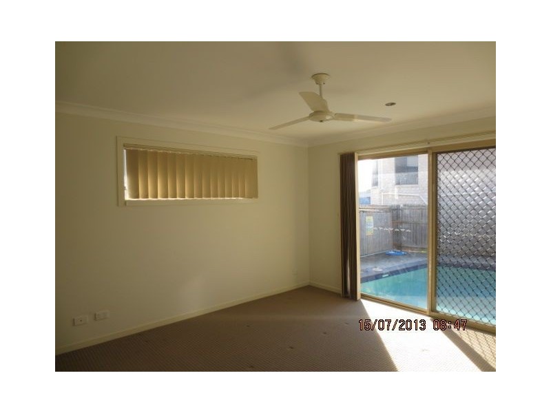 19 Bedarra Street, Redland Bay QLD 4165