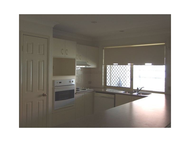 27 Daysland Street, Victoria Point QLD 4165