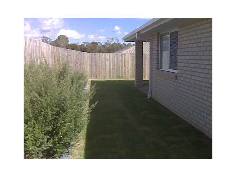 20 Ridgevale Street, Victoria Point QLD 4165