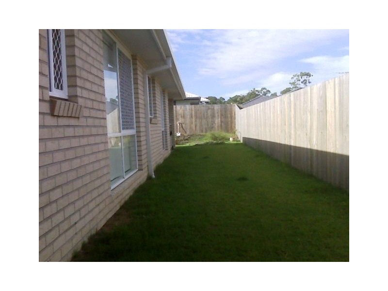 20 Ridgevale Street, Victoria Point QLD 4165