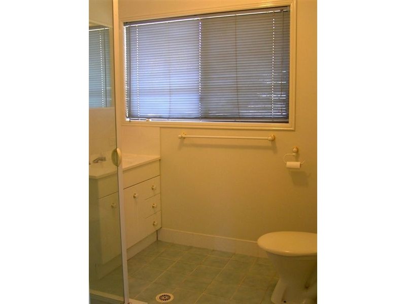 7 Wilkie St, Redland Bay QLD 4165