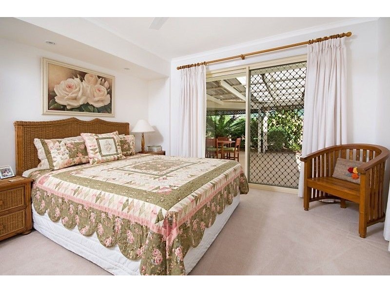 10 Rosebud Esplanade, Victoria Point QLD 4165